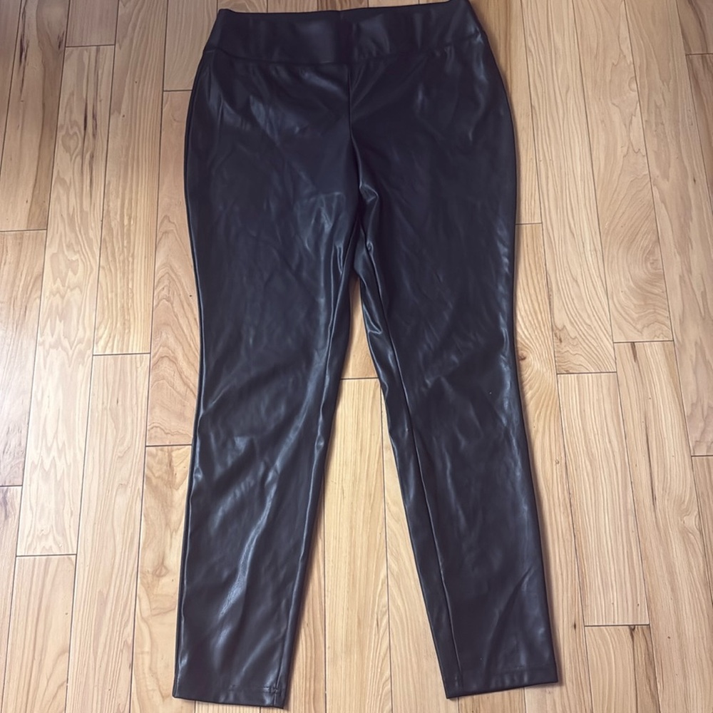 NWOT INC International Concepts Faux Leather Pants Size 18 Skinny Leg